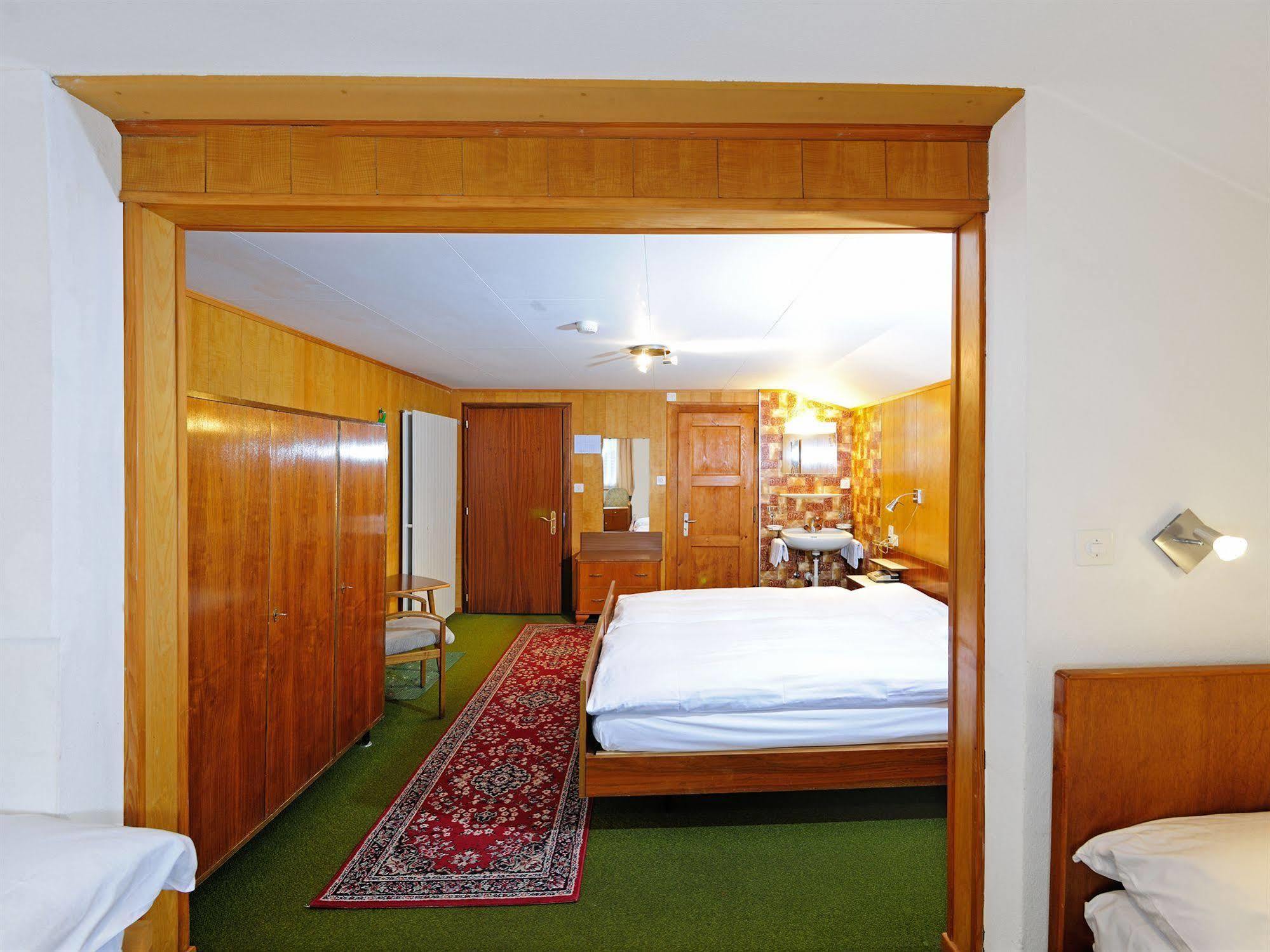 Hotel Alphubel Zermatt Buitenkant foto